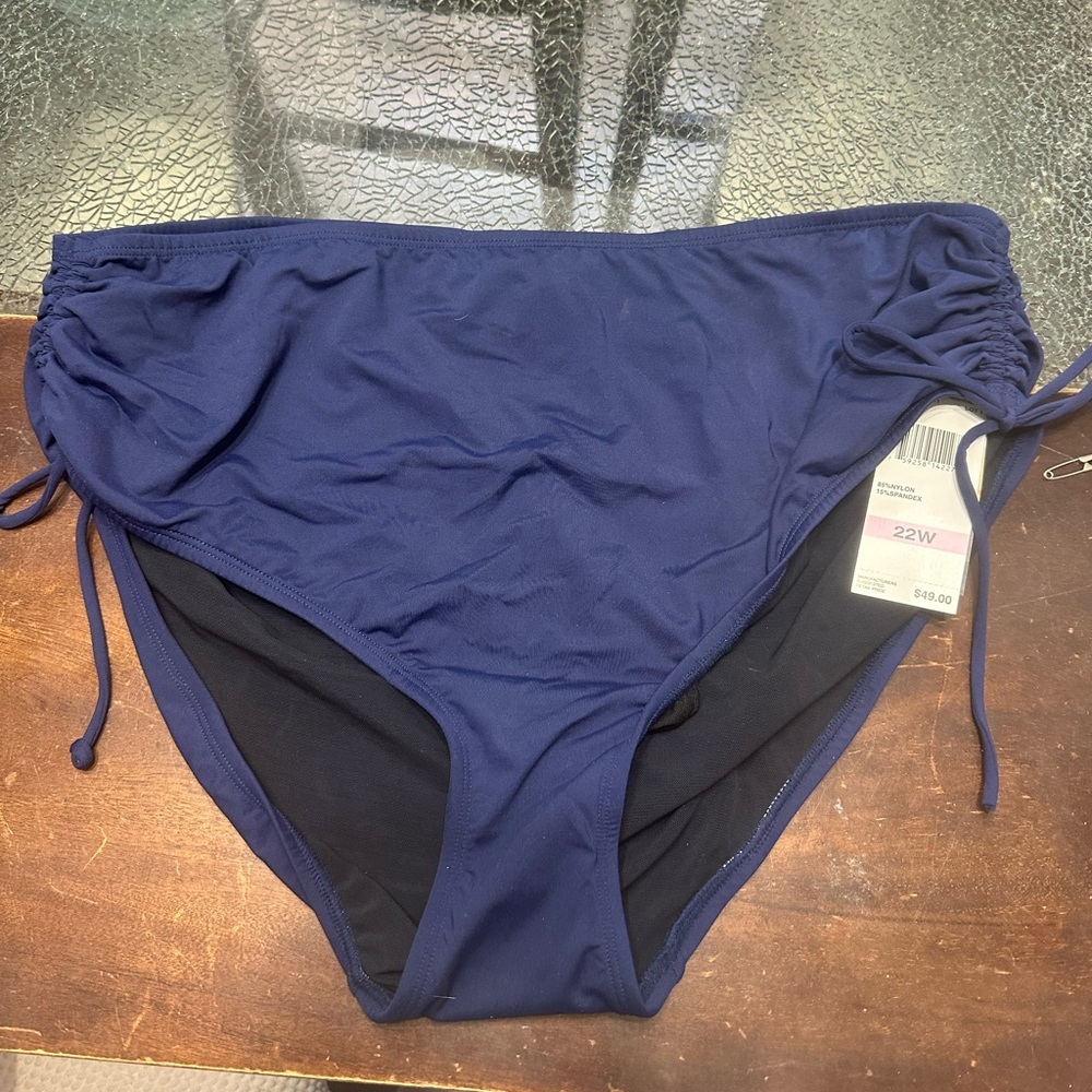 Beach House brand swimsuit bottoms sz 22w NWT